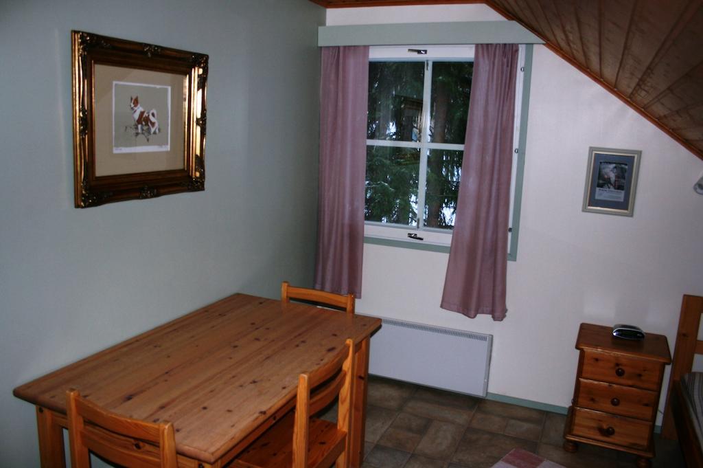 Hotel Lohijaerven Eraekeskus Lohijärvi Habitación foto
